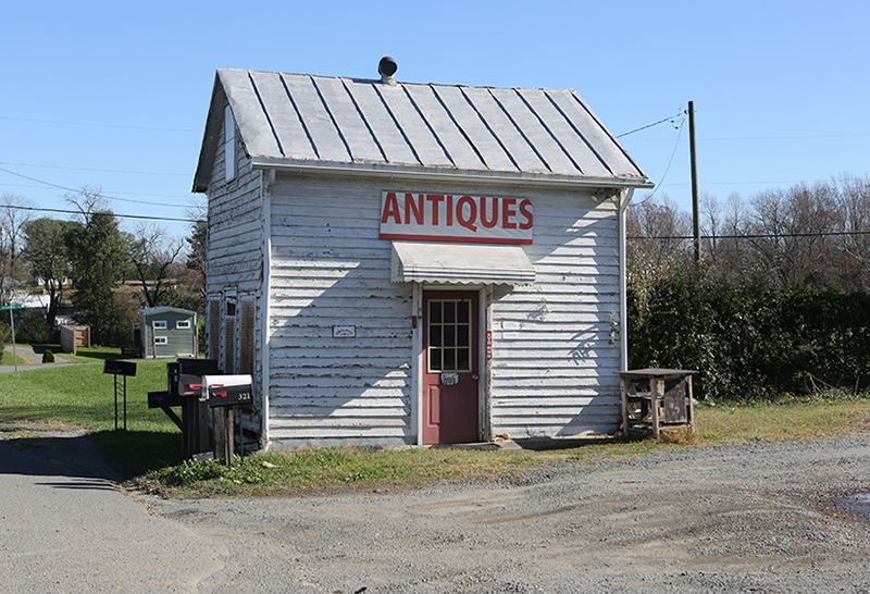 Small Antique Shop - prototype